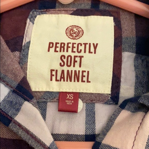 Flannel - Picture 3 of 4